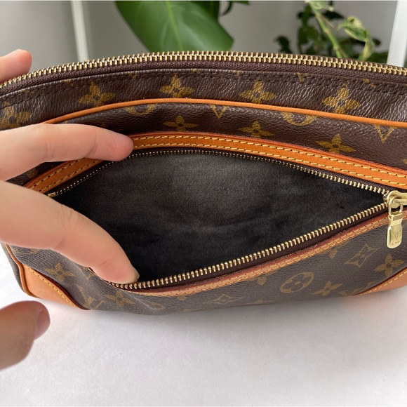 LOUIS VUITTON DRAGONNE MARLY MM - Picture 11 of 14